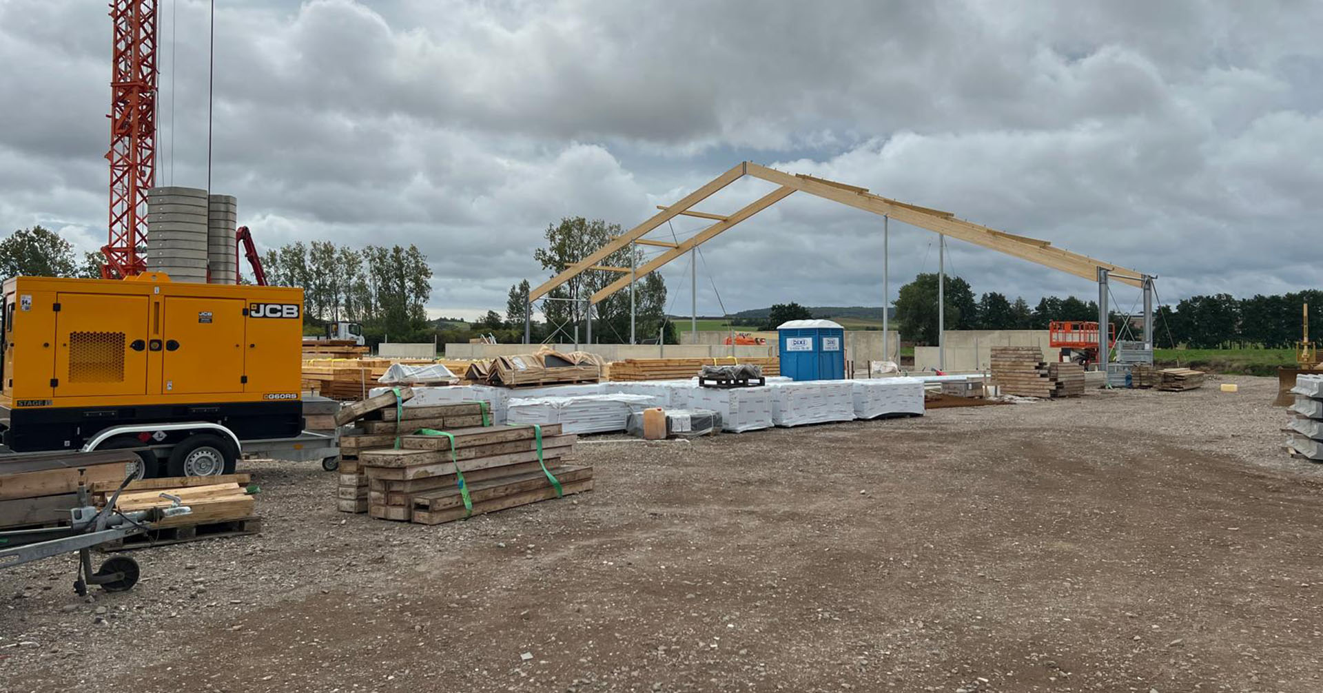 kealen-installatiebedrijf-projecten-familie-biermann-stal-02-1920x1005px