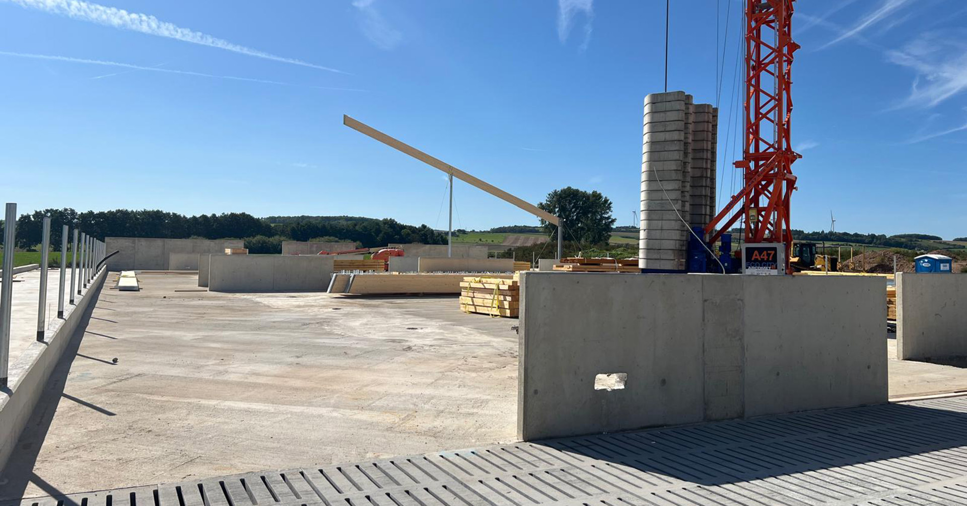 kealen-installatiebedrijf-projecten-familie-biermann-stal-03-1920x1005px